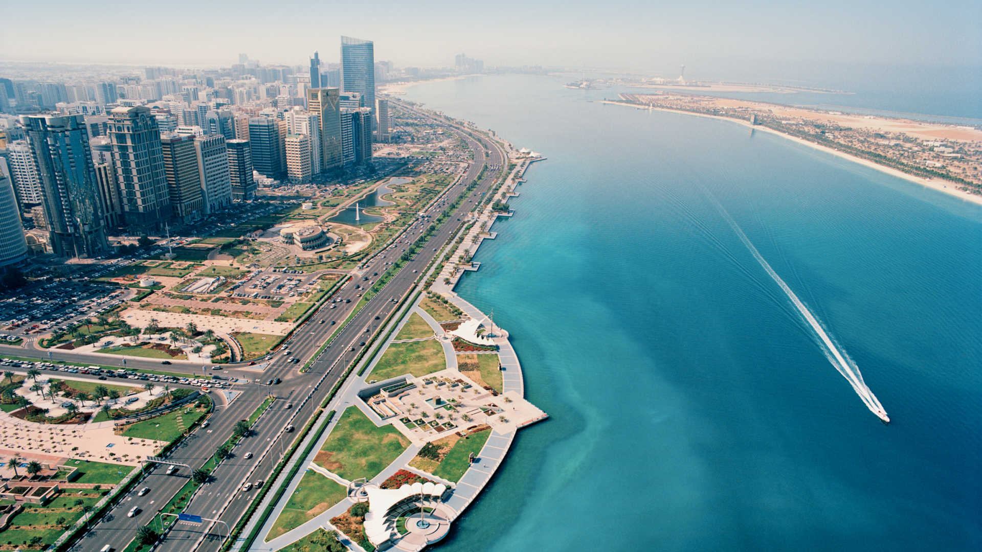 Абу-Даби: туризм и столица ОАЭ.
