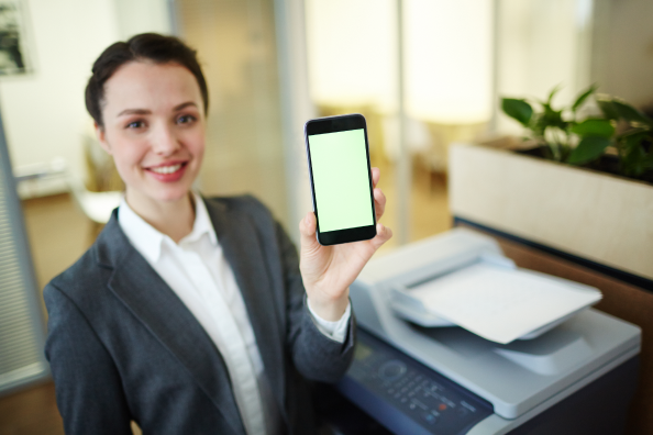 ОАЭ запускает мобильное приложение для декларирования золота и денег во время путешествия